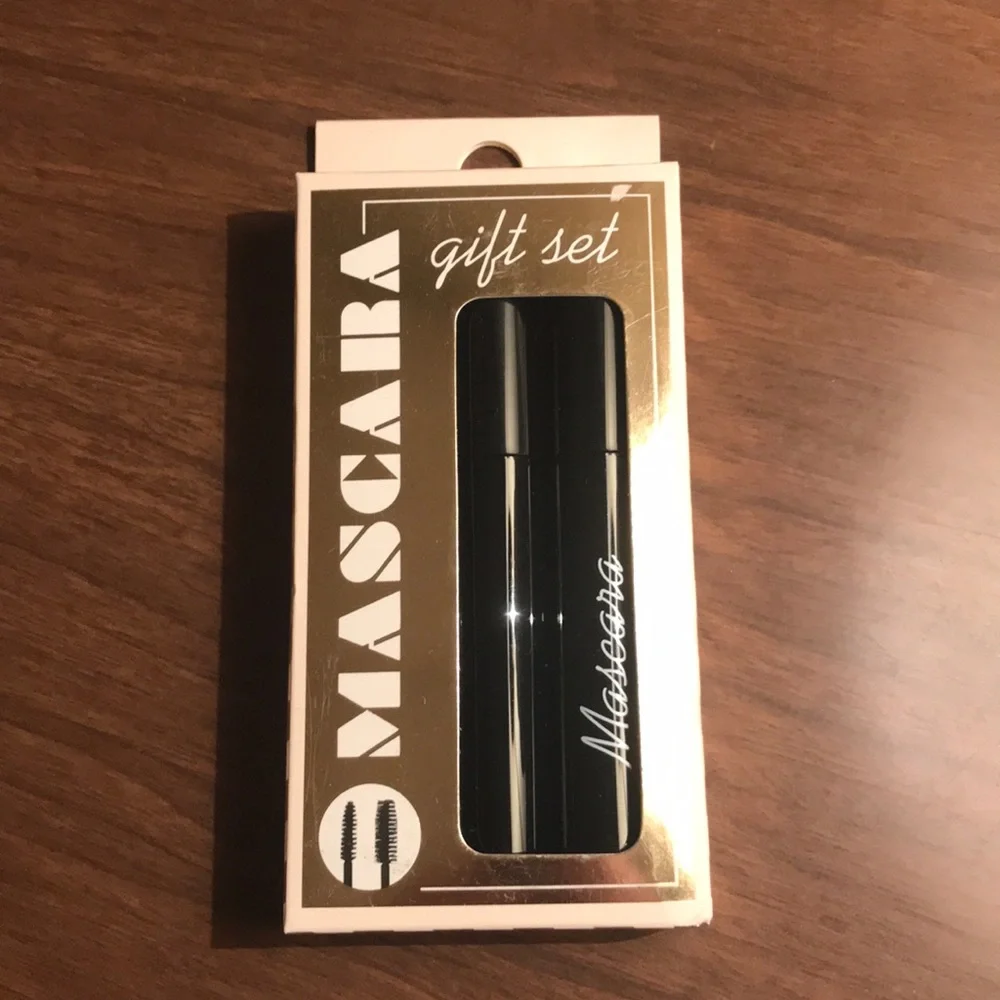 NEW Mascara duo gift set stocking stuffer